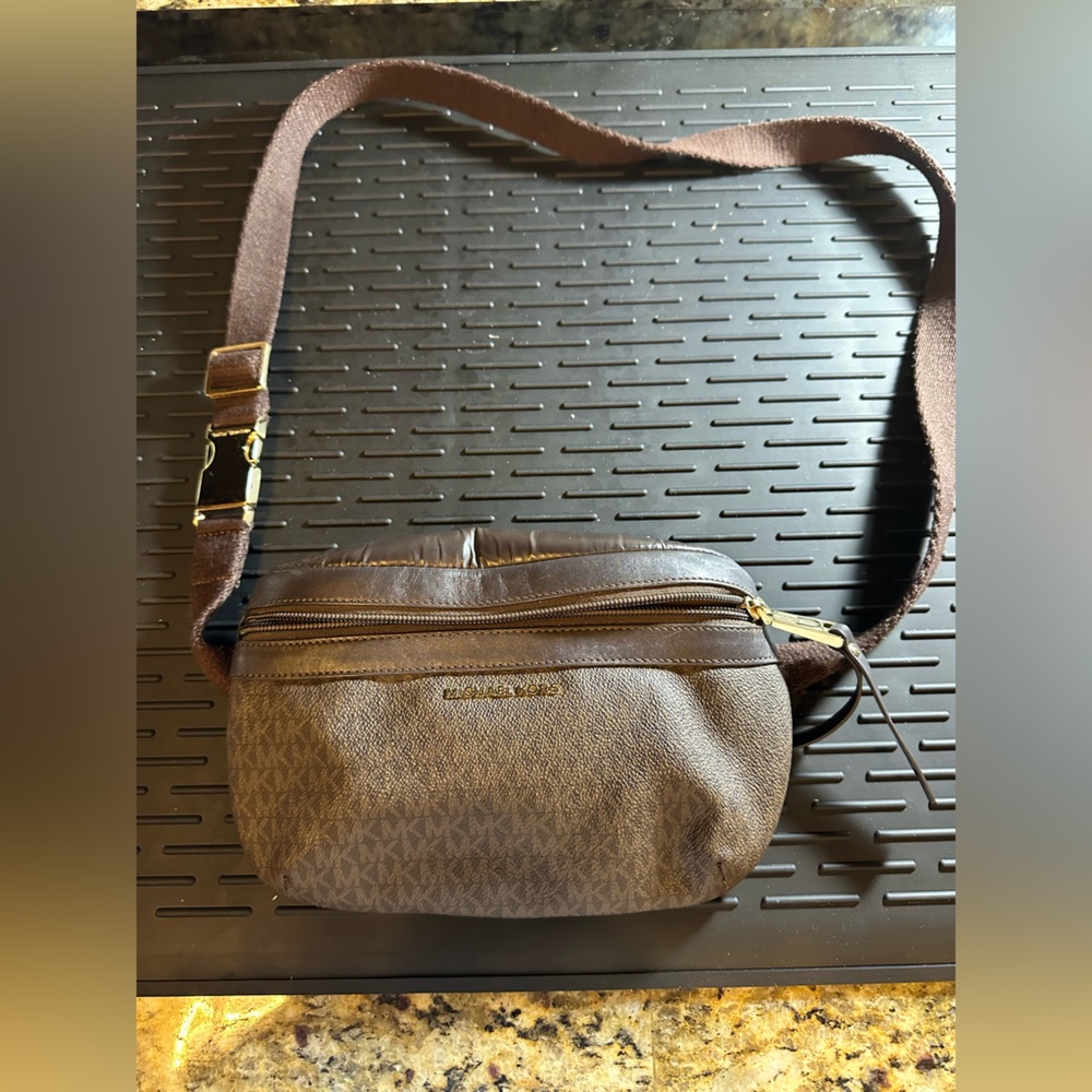 Michael Kors Belt Bag